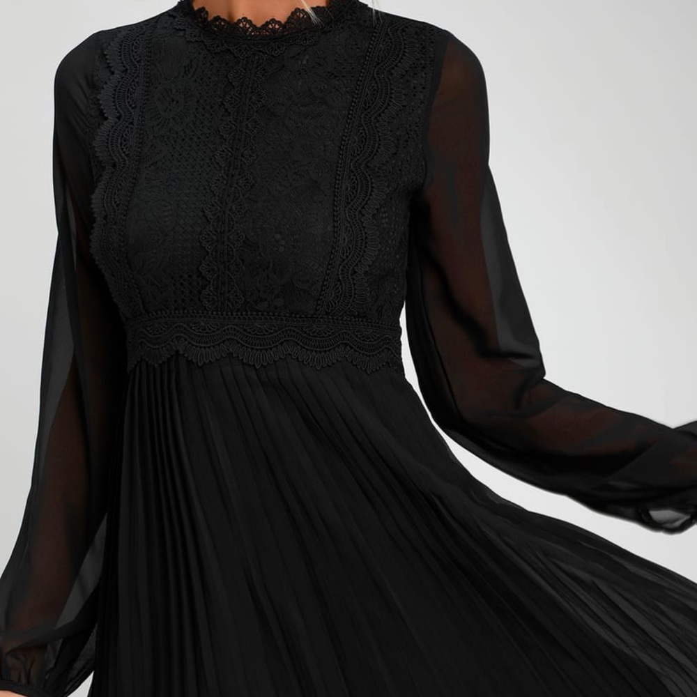 Lulu’s lace long sleeve black skater dress